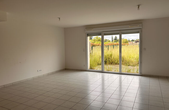 A LOUER - Maison 5 pièces avec garage et jardin à Eguzon — photo 3