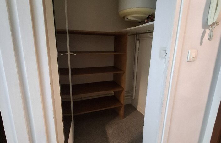 Location appartement 1 pièce 26 m² à Lyon 7 (69007) — photo 5