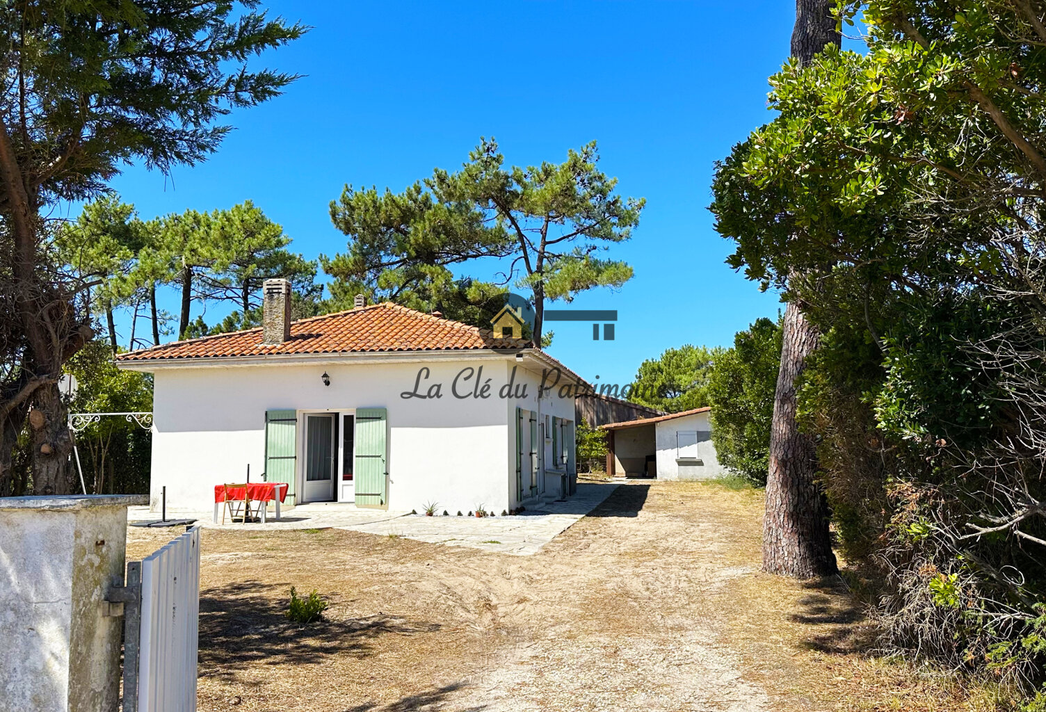 MAISON DE PLAIN PIED 3 CHAMBRES MONTALIVET SUD SUR TERRAIN 8 — photo 1