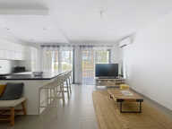 VENTE - PORT FREJUS II - APPARTEMENT 2 PIECES EN REZ DE CHAUSSEE — photo 2