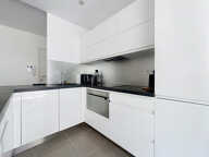 VENTE - PORT FREJUS II - APPARTEMENT 2 PIECES EN REZ DE CHAUSSEE — photo 3