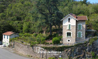 Maison 13 Pièces 180 m² à vendre à Villefranche-de-Rouergue (12200)