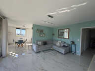 Magnifique duplex de 114m2 en dernier étage à l'allée des Pins 13009 — photo 2
