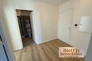 Appartement 3 pièces 1200 €
