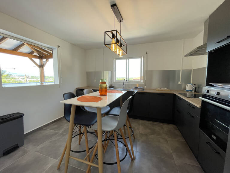 MAGNIFIQUE APPARTEMENT T4 MODERNE ENTIEREMENT MEUBLE PETIT-B — photo 1