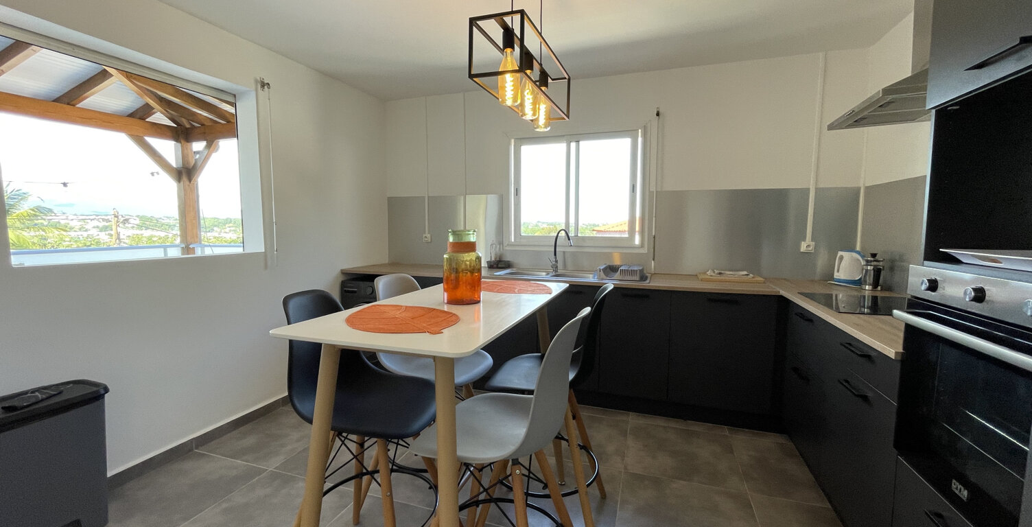 MAGNIFIQUE APPARTEMENT T4 MODERNE ENTIEREMENT MEUBLE PETIT-B — photo 1
