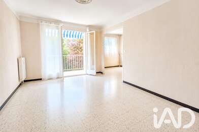 Appartement 4 pièces 275000 €