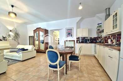 Appartement 4 pièces 292000 €