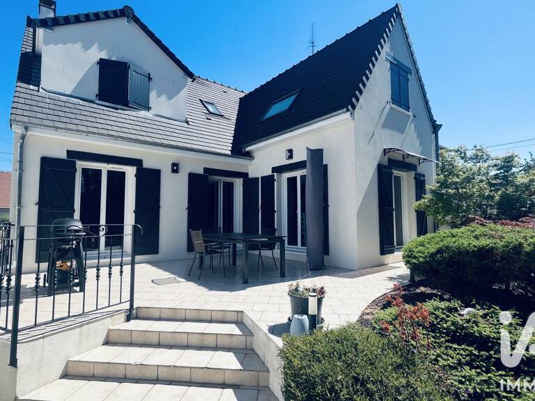 Vente Maison traditionnelle 6 pièces — photo 1