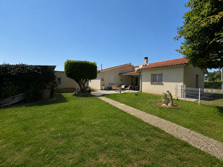 BRAX - MAISON AVEC JARDIN — photo 1