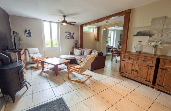 5 CHAMBRES ET PISCINE — photo 4