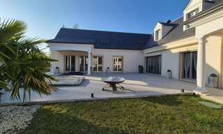 Maison 15 Pièces 471 m² à vendre à Bréval (78980)
