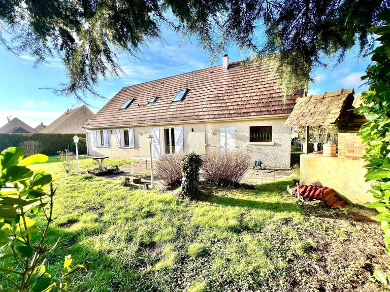 Maison de 132 m² 4 chambres à Villers Cotterêts sur un terrain de 1000 m² — photo 1