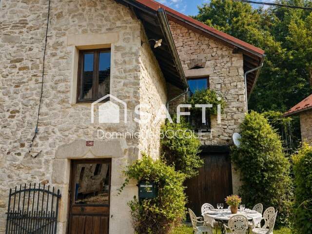 Ferme de caractère  12 pièces  293 m² habitables   Parc régional du Vercors — photo du bien