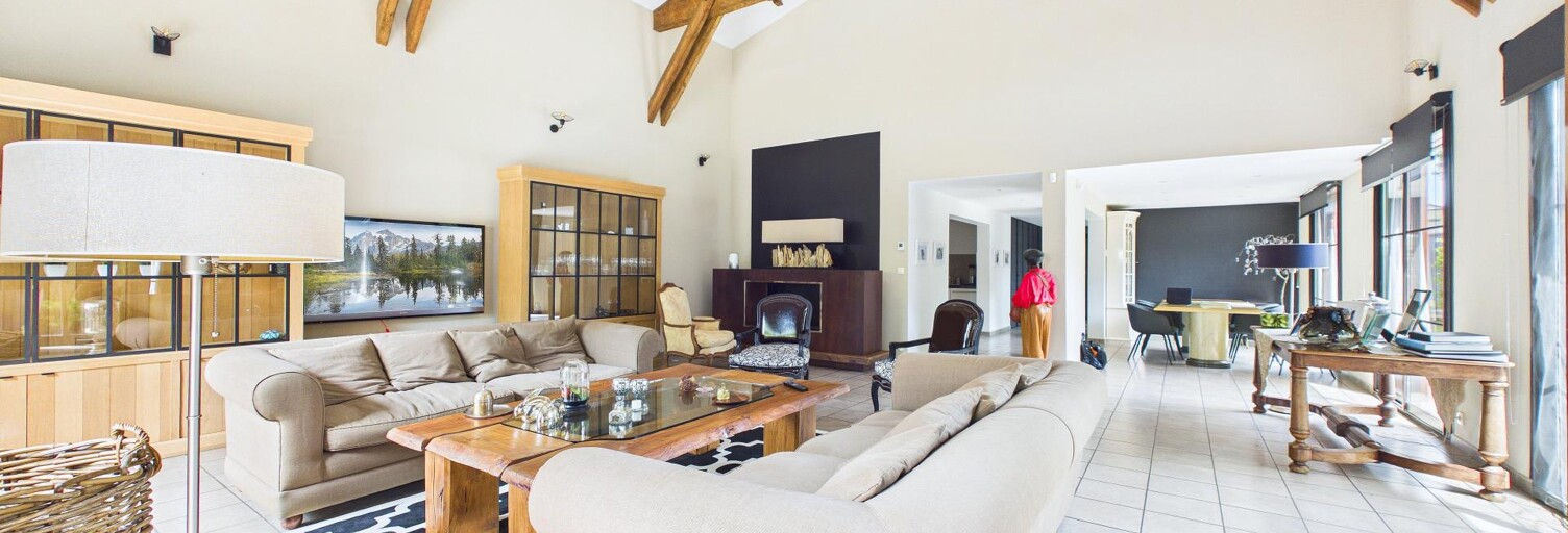 Maison 5 Pièces 213 m² à vendre à Artigues-près-Bordeaux (33370)