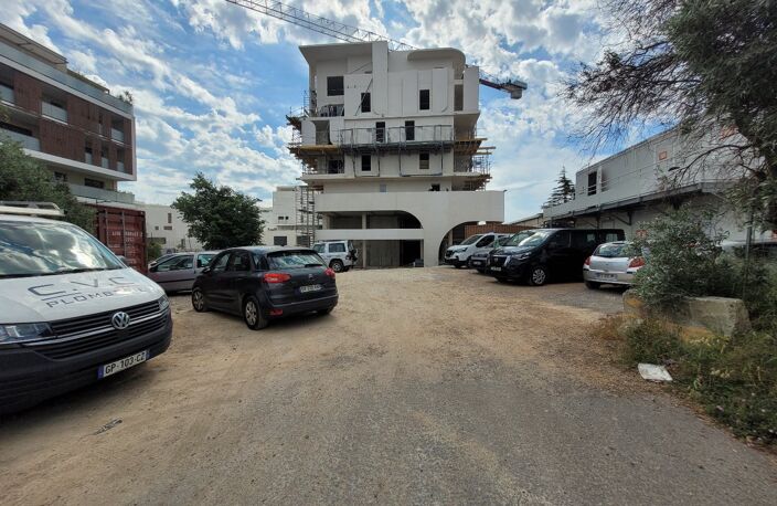 Local commercial — photo 3