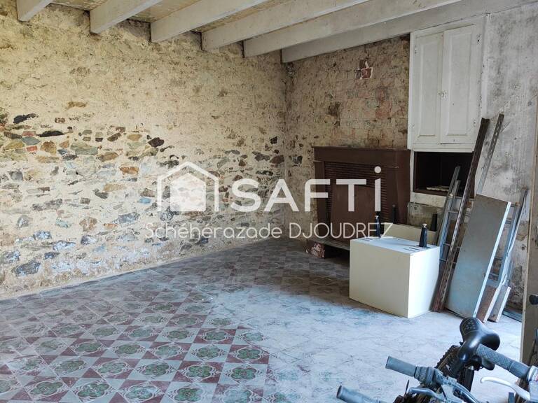 MAISON A RENOVER ENTIEREMENT - 3 PIECES - GARAGE- DEPENDANCE — photo 1