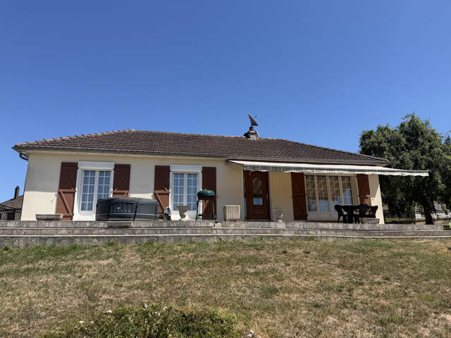 Pavillion sur sous-sol — photo du bien