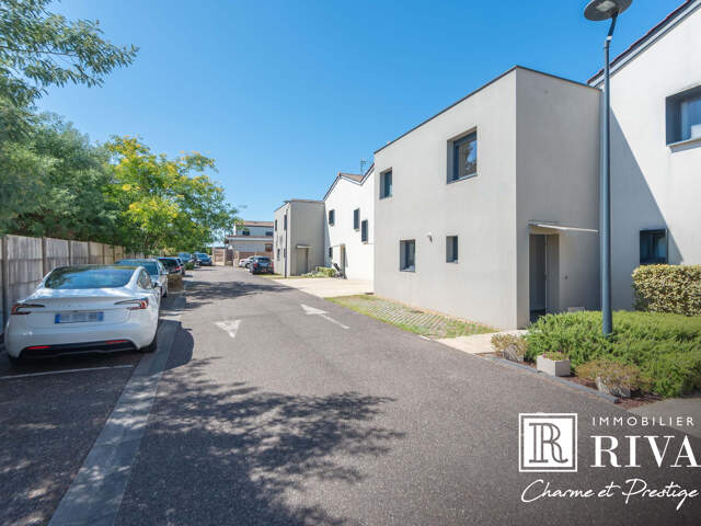 MAISON DE 78 M2 - 3 CHAMBRES - PROCHE ECOLE ET TOUTES COMMOD — photo du bien