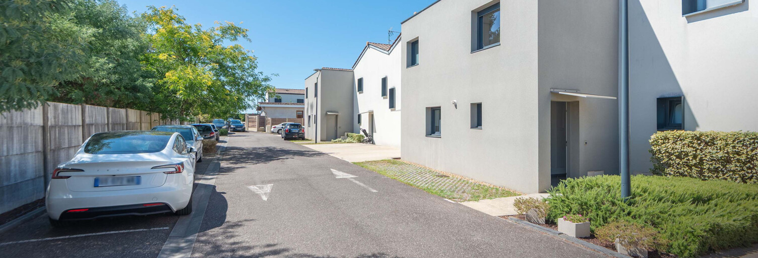 Maison 4 Pièces 78 m² à vendre à Fargues-Saint-Hilaire (33370)
