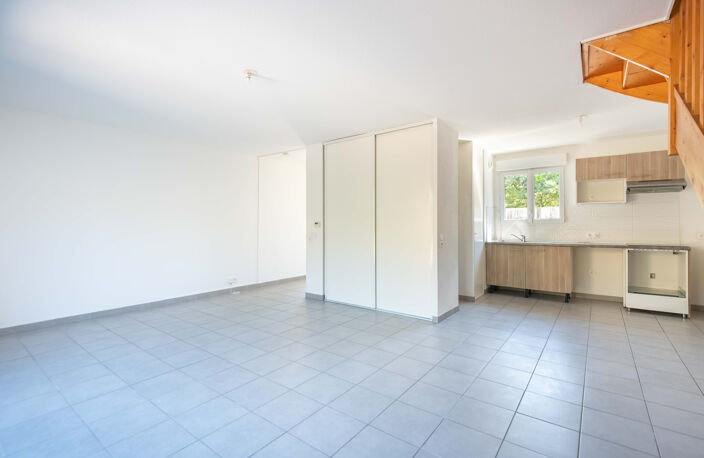 MAISON DE 78 M2 - 3 CHAMBRES - PROCHE ECOLE ET TOUTES COMMOD — photo 5