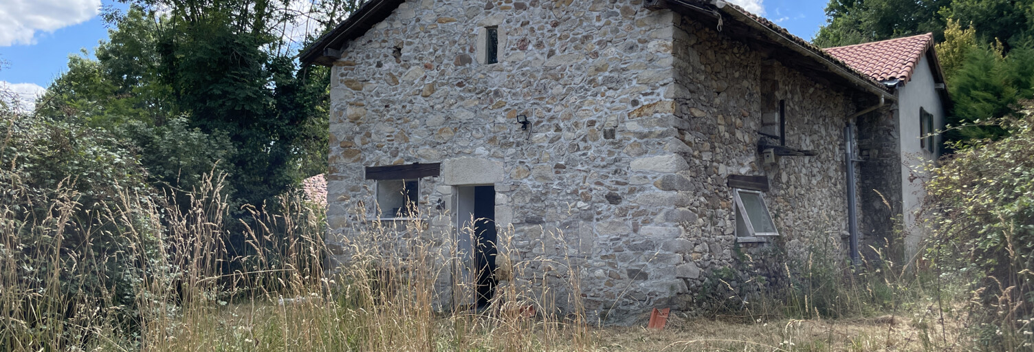 Maison 3 Pièces 77 m² à vendre à Manot (16500)