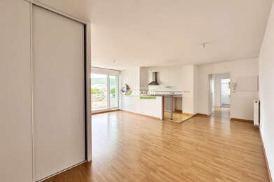 Appartement 3 pièces 820 €