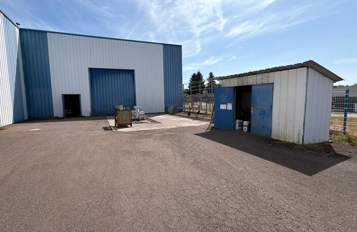 Vente ensemble immobilier industriel de 3 660 m2, sur terrai — photo 4
