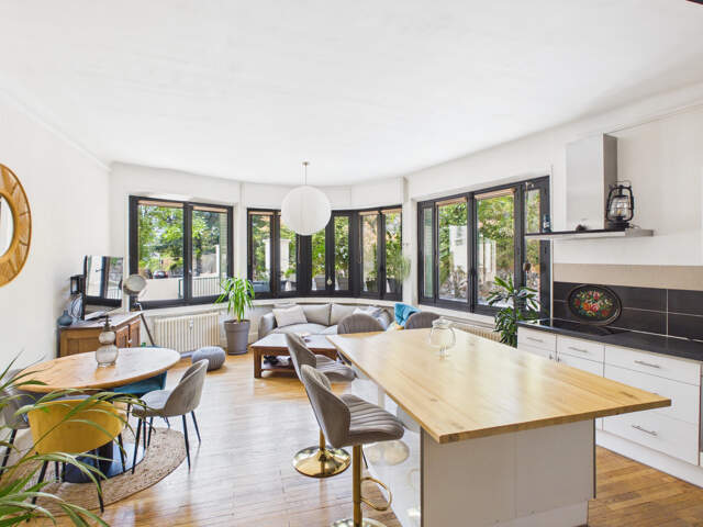 CHAMBERY, GRAND APPARTEMENT A VENDRE DE 98,55 M2 AVEC CAVE — photo du bien