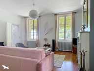 Maison en pierre de 8 pièces principales — photo 2