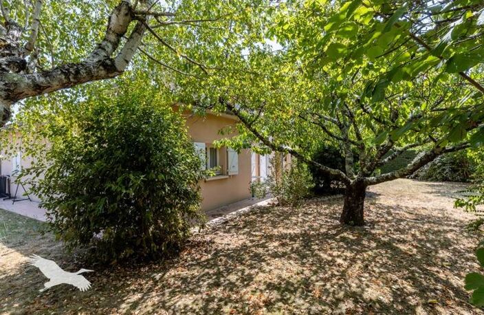 Villa de 5 pièces principales — photo 2