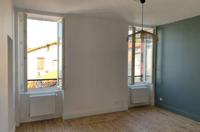 Appartement 3 pièces 735 €