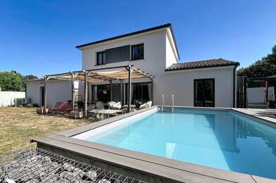 Maison 5 pièces 499000 €