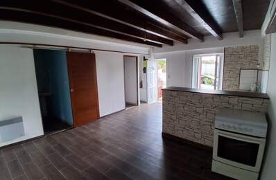 Maison en pierre de 2 pièces principales — photo du bien