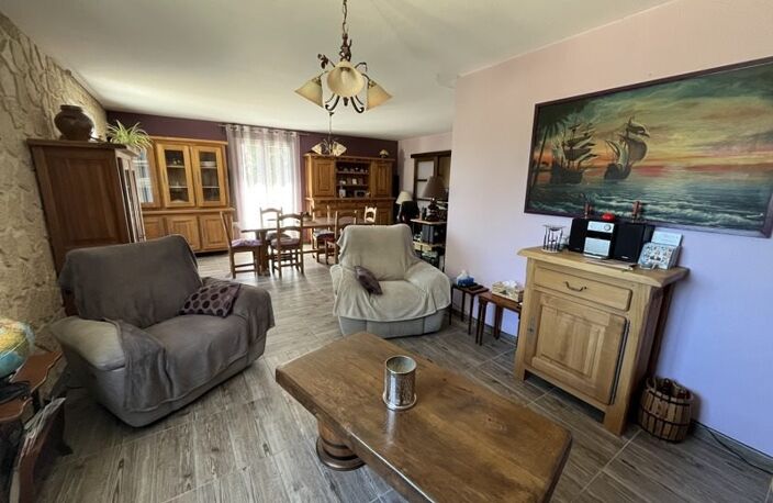 Vente maison 4 pièces 131 m² Ribérac (24600) — photo 3