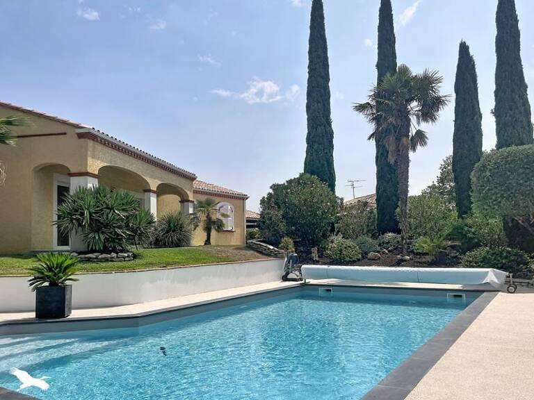 Villa de 5 pièces principales — photo 1