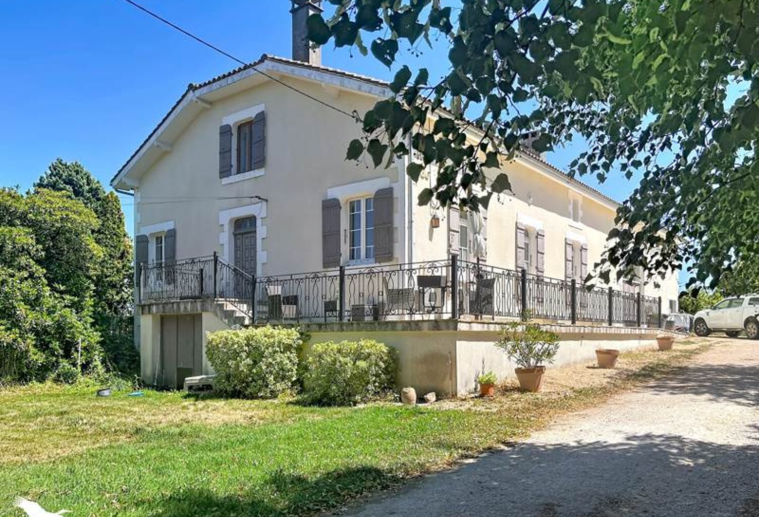 Longère de 9 pièces principales — photo 1