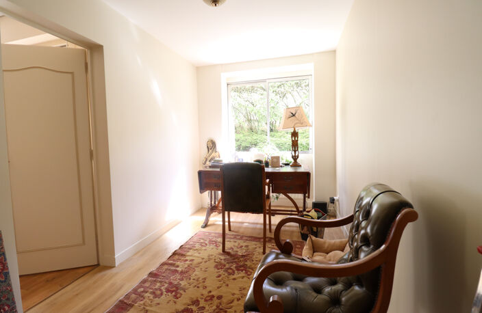 CHALONS-EN-CHAMPAGNE APPARTEMENT ATYPIQUE EN HYPER CENTREE — photo 5