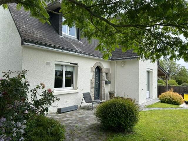 ELEGANTE MAISON RENOVEE VIE DE PLAIN-PIED | 126 m² | 4 chambres | Terrain clos de 600 m² |  BRECH (56) — photo du bien
