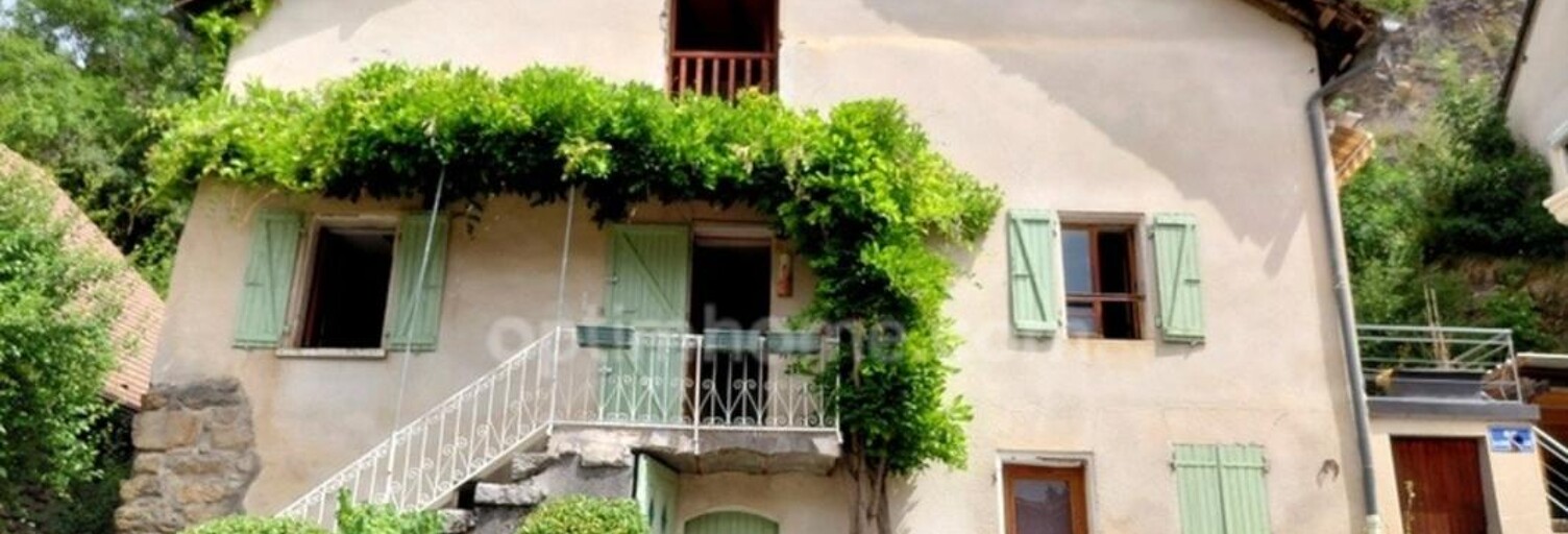 Maison 7 Pièces 133 m² à vendre à La Roche-des-Arnauds (05400)