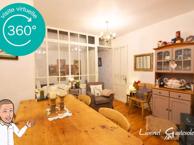 Immeuble rénové avec local commercial sur la commune de Sainte Foy la Grande (33) — photo du bien