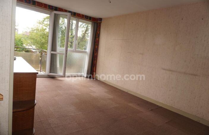 Appartement à vendre 4 pièces LE BOURGET (93) de 4 pièces / 2 chambres - 69 m2 - 223 000 € FAI — photo 4