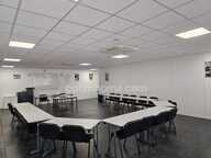 bureau rénové de 115 m2 à vendre à Cergy au prix de 156000 euros — photo 3
