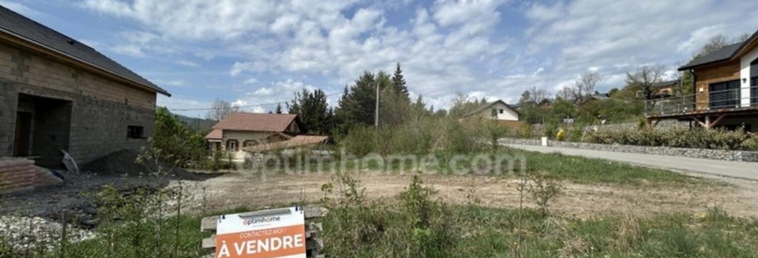 Terrain  538 m² à vendre à Saint-Jean-Saint-Nicolas (05260)
