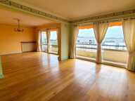 CHARTRES - GRAND T3 - 82 M² AVEC DOUBLE SEJOUR - GARAGE — photo 4