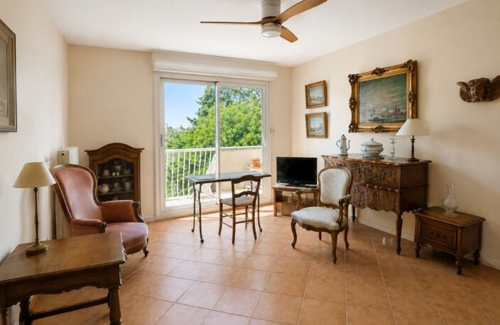 Appartement  3 pièces 63 m² - 2 Chambres - Cave - Parking - Parc - Piscine - Tennis - Tram Ligne 5 - Proximité Parc Montcalm — photo 2