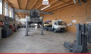 Garage  370 m² à vendre à Plounévez-Lochrist (29430)