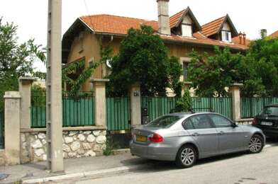 Appartement 1 pièces 300 €