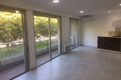 Appartement 3 pièces 960 €
