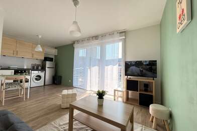 Appartement 1 pièces 720 €